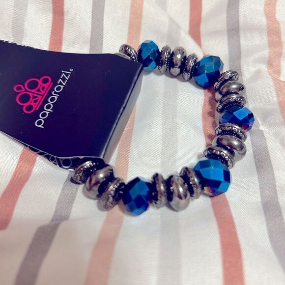 NWT Paparazzi Bracelet - Picture 1 of 9